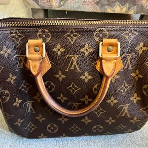 Louis Vuitton Speedy 25